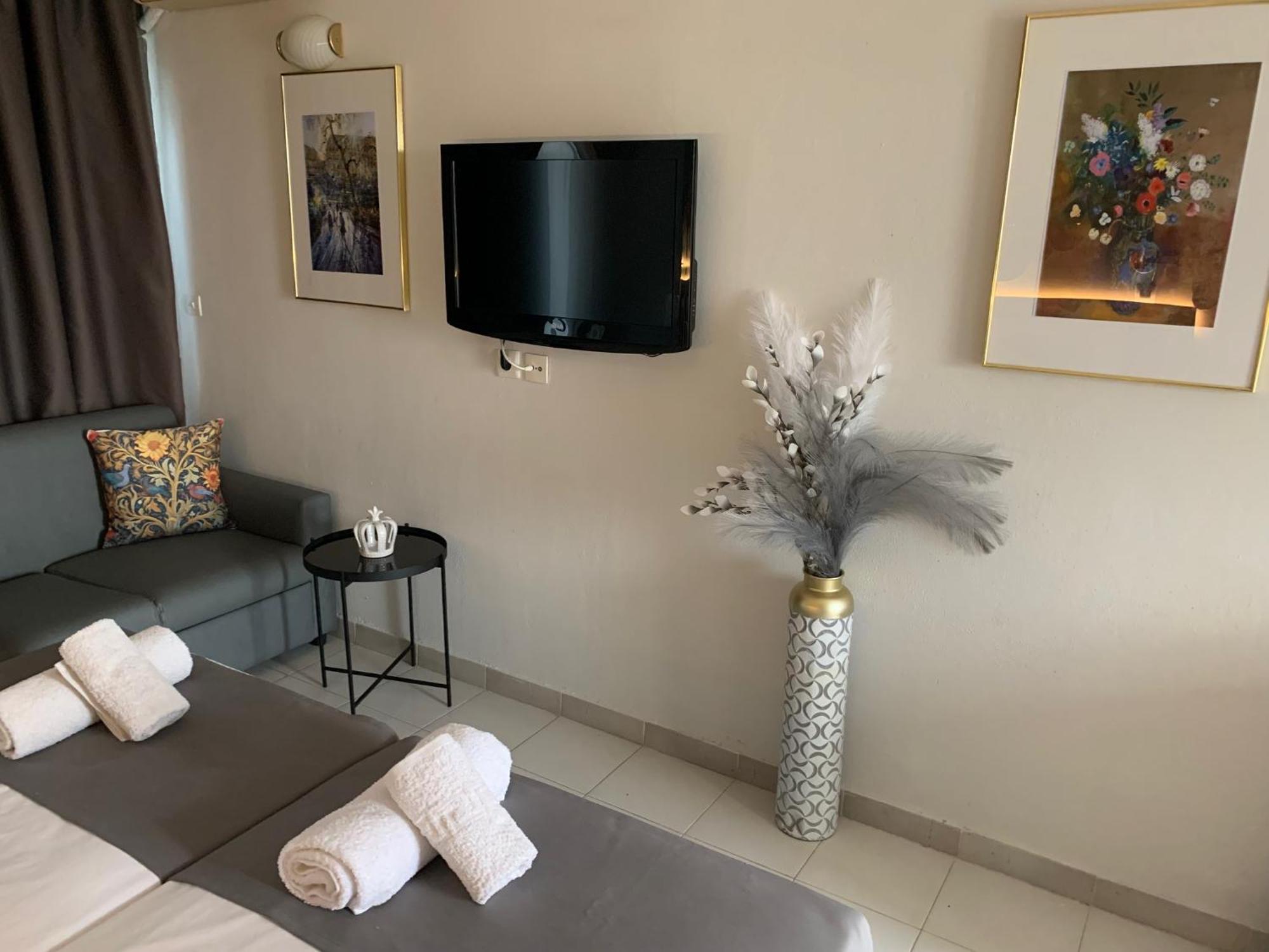 Alkyonides Boutique Hotell