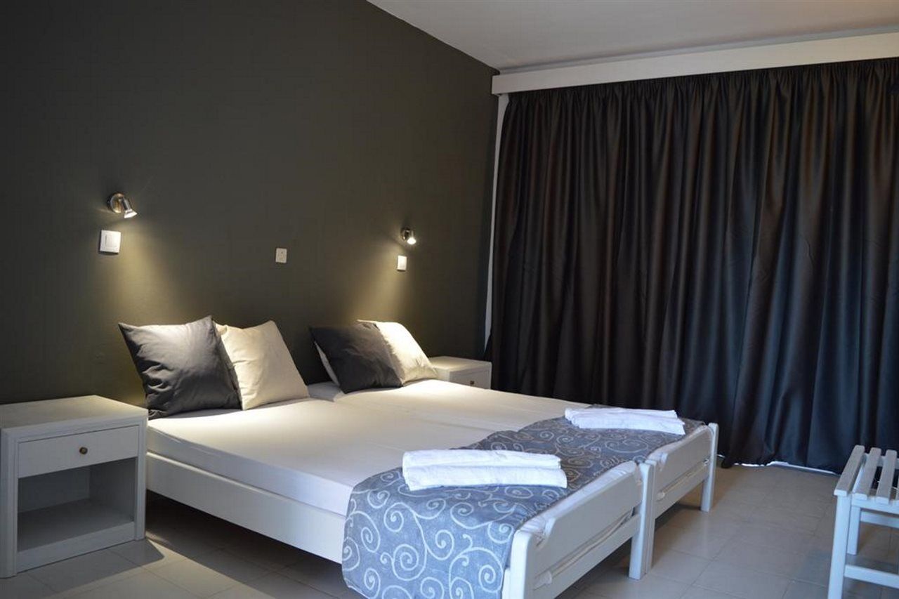 Alkyonides Boutique 3*